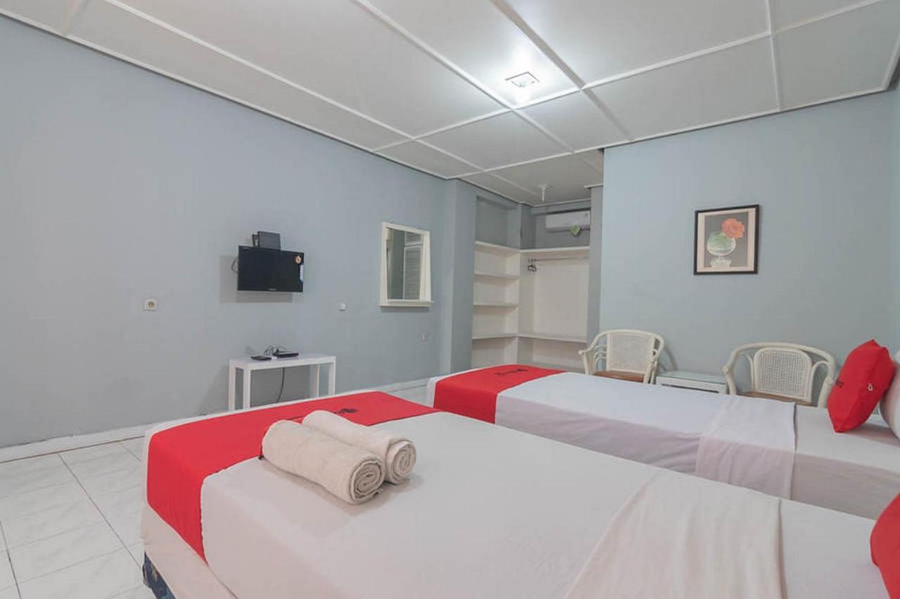 Reddoorz At Jalan Raya Lembang Hotel Padasul Kültér fotó