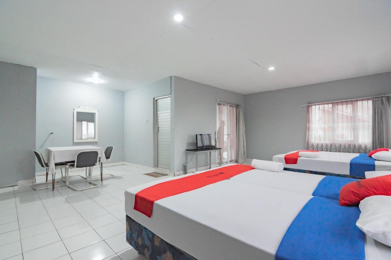 Reddoorz At Jalan Raya Lembang Hotel Padasul Kültér fotó
