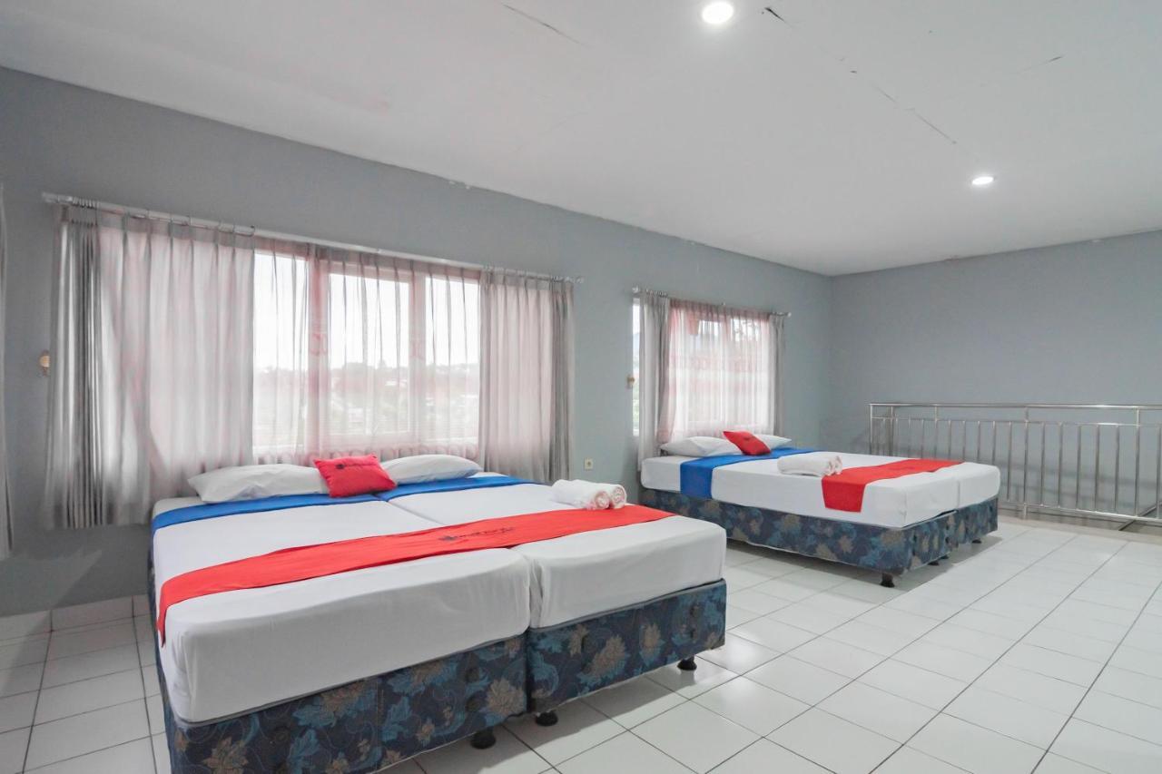 Reddoorz At Jalan Raya Lembang Hotel Padasul Kültér fotó