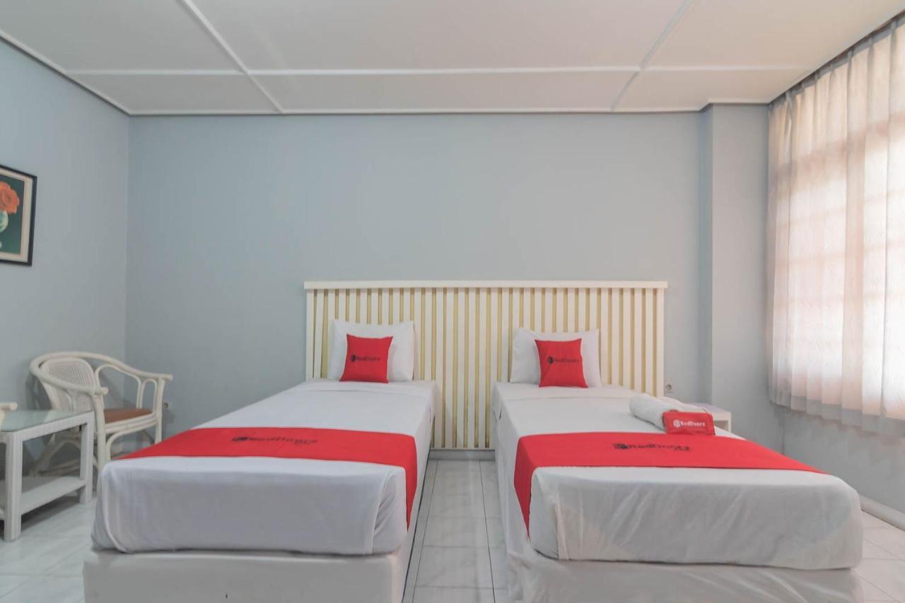 Reddoorz At Jalan Raya Lembang Hotel Padasul Kültér fotó