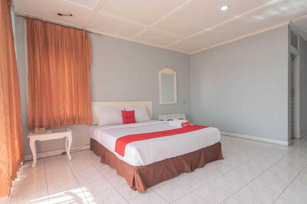 Reddoorz At Jalan Raya Lembang Hotel Padasul Kültér fotó